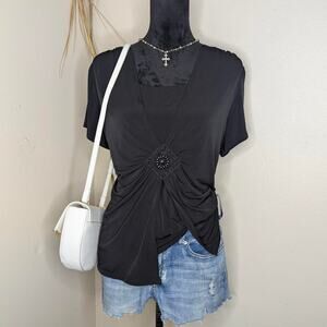 black short sleeve blouse